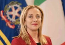 Meloni vieni a Taranto, sta casa aspetta te